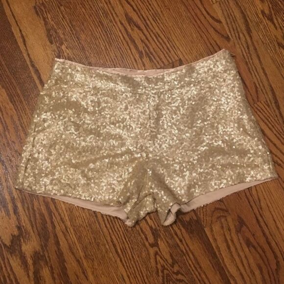 Forever 21 Rose Gold Sequin Shorts S - Picture 4 of 8